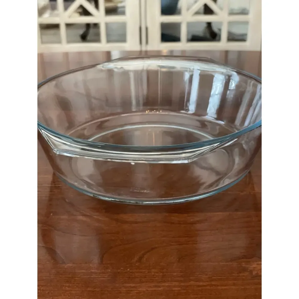 'MARINEX GLASS CASSEROLE DISH 9